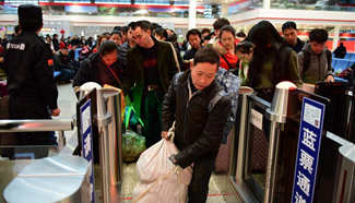 China railways brace for post-holiday travel rush