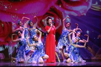 "Cultures of China, Festival of Spring" gala performed in Chicago
