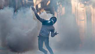 Kashmiri protesters clash with Indian police in Indian-controlled Kashmir
