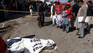 6 civilians killed, 30 injured in NW Pakistan court attack