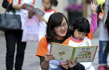 People across China enjoy reading on World Book Day