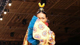 Vietnam Int'l Fashion Week held in Ho Chi Minh