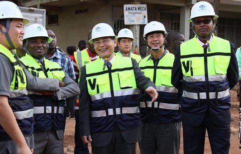 Chinese company starts road upgrading in Rwandan capital