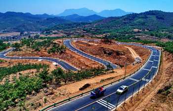 Hebei puts great efforts in constructing tourist roads