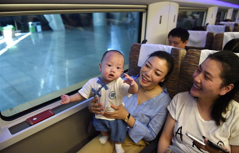 Two China-standard new high-speed trains start operation