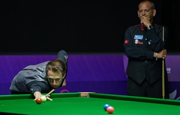 Trump/Hawkings beat Ursenbache/Paris 5-0 at Snooker World Cup