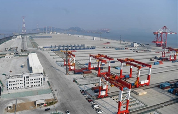 China's biggest automated cargo wharf to start operation by end of 2017