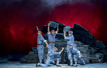 Modern Peking Opera "Langya Mountain" performed in Beijing
