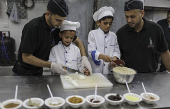 Young chef training course held for Palestinian children in Gaza City