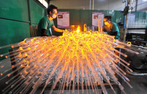Output value of art glass productions reaches 300 mln USD in N China's city