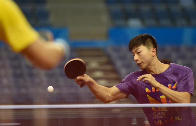Players prepare for table tennis match at Chinese National Games
