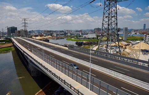 Bridge linking Shenzhen and Dongguan opens to traffic