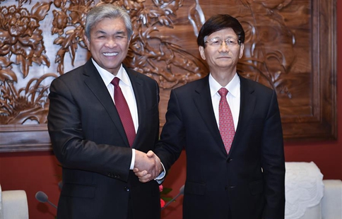 Senior official meets Malaysian Deputy PM and Interior Minister
