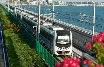 Sea-view subway ends 6-day test operation in Xiamen