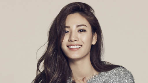 韩星NANA被评全球最美女星
