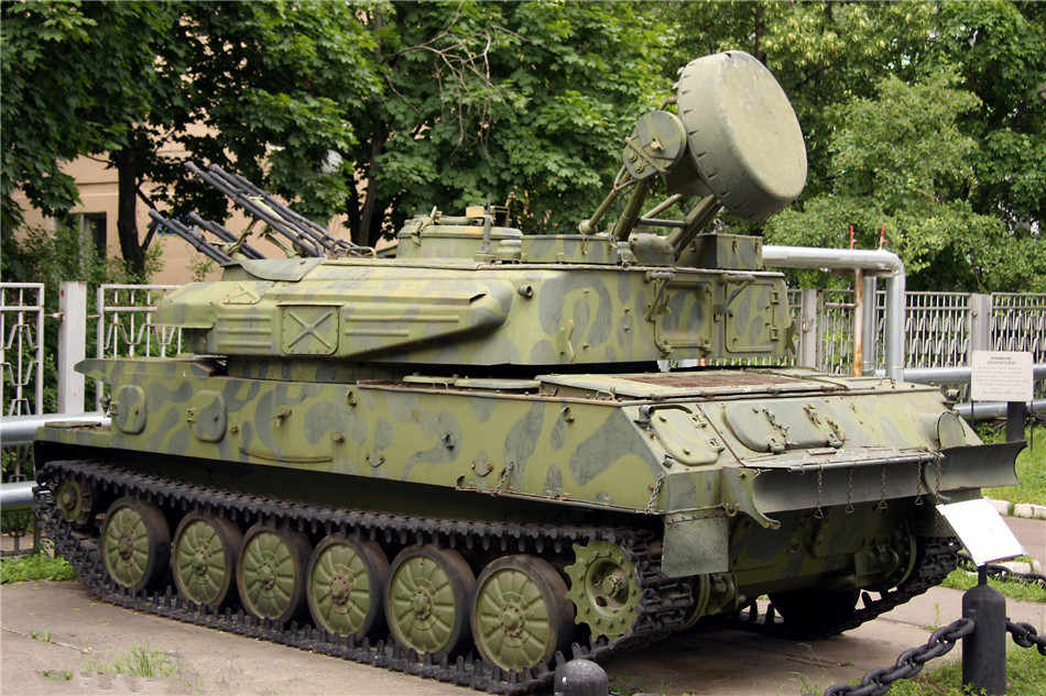 俄罗斯3CY-23-4式23毫米四管自行高射炮系统