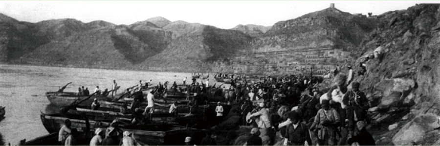 ↑部队于1937年8月30日在韩城县芝川镇东渡黄河，出师抗日。