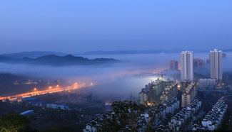 Wonderful scenery of advection fog in SW China