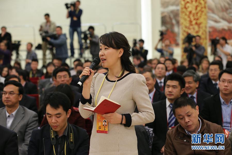 （十八大）（9）中国共产党第十八次全国代表大会首次新闻发布会在京举行