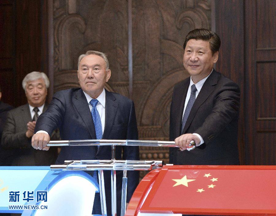5月19日，國家主席習近平在上海同哈薩克斯坦總統納紮爾巴耶夫舉行會談。“中哈關係發展順利，政治互信和各領域合作均達到前所未有的高水平”