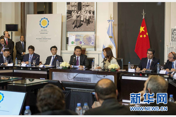 当地时间7月18日，国家主席习近平在布宜诺斯艾利斯同阿根廷总统克里斯蒂娜举行会谈。 新华社记者 李学仁 摄