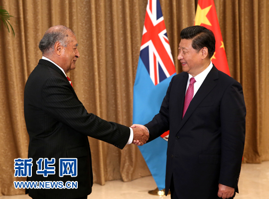 8月17日，国家主席习近平在南京会见斐济总统奈拉蒂考。新华社记者庞兴雷摄