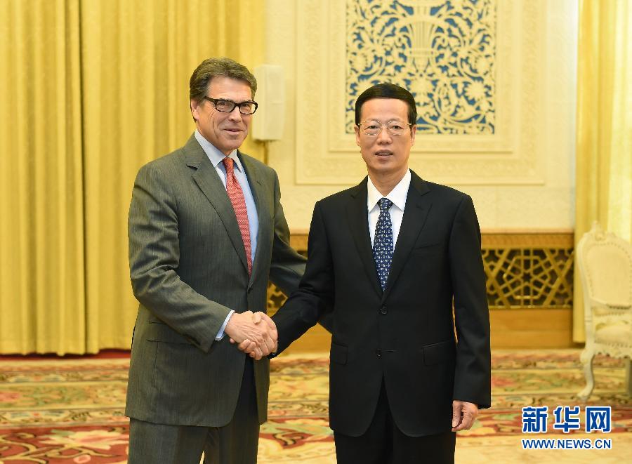 9月10日，国务院副总理张高丽在北京人民大会堂会见美国得克萨斯州州长里克·佩里。 新华社记者刘建生摄