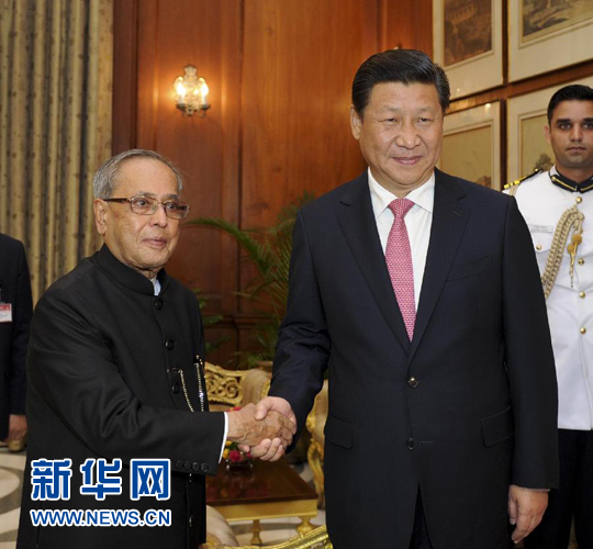 9月18日，国家主席习近平在新德里会见印度总统慕克吉。 新华社记者张铎 摄 