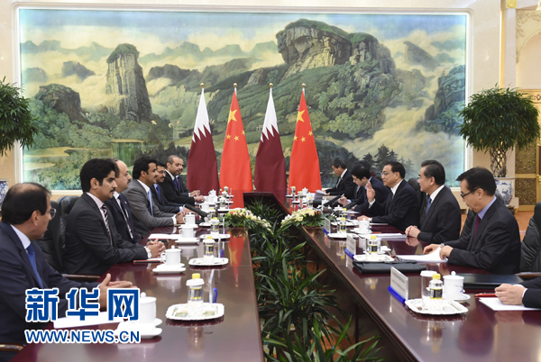 11月4日，国务院总理李克强在北京人民大会堂会见卡塔尔埃米尔塔米姆。 新华社记者 王晔 摄 