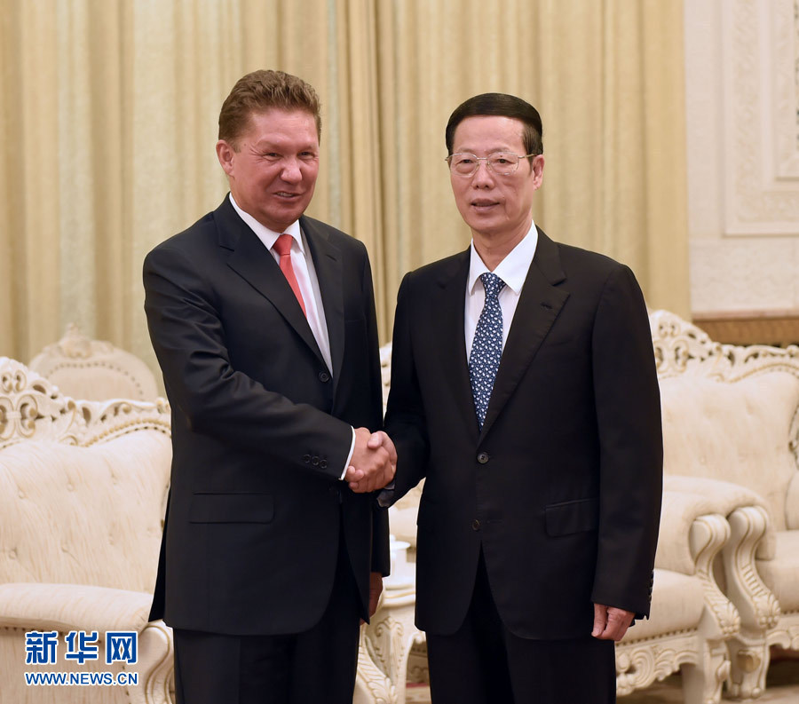 8月26日，中共中央政治局常委、国务院副总理张高丽在北京会见俄罗斯天然气工业公司总裁米勒。 新华社记者 张铎 摄