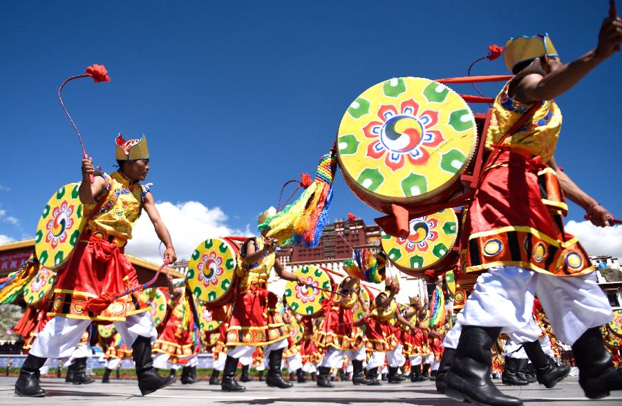 （时政）（11）西藏自治区成立50周年庆祝大会举行