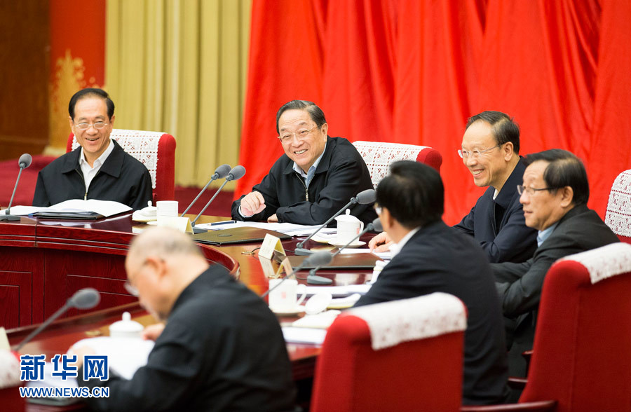 10月9日，全国政协主席俞正声在北京主持召开政协第十二届全国委员会第三十五次主席会议。 新华社记者 黄敬文 摄 