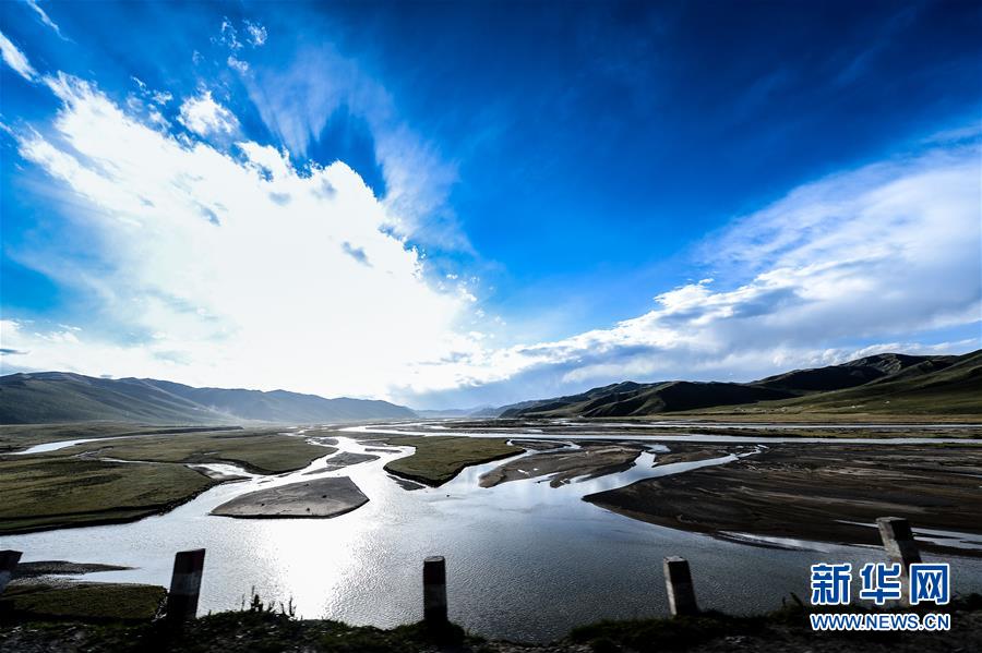 （生态·图文互动）（4）探寻三江源秘境——记者透过“千里眼”瞰遍我国首个国家公园