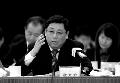 敬大力：北京今年将开展专项行动治理小官贪腐