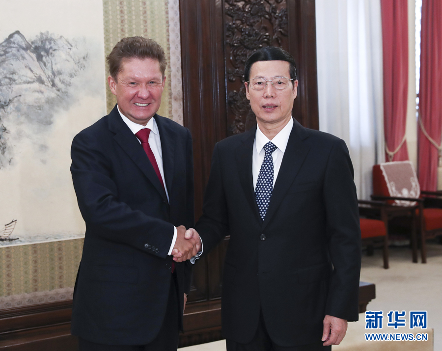2月15日，中共中央政治局常委、国务院副总理张高丽在北京会见俄罗斯天然气工业公司总裁米勒。 新华社记者 庞兴雷 摄