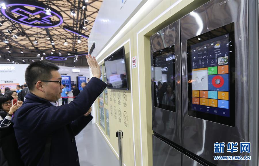 （社会）（1）上海：中国家电及消费电子博览会展示“智慧生活”