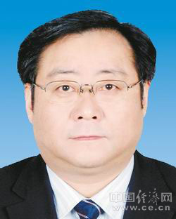何挺被免去重庆市副市长、市公安局局长 