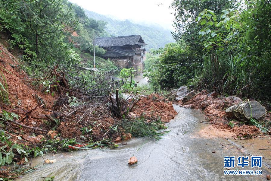（社会）（1）湖南暴雨致245万人受灾 国家减灾委等启动国家Ⅳ级救灾应急响应