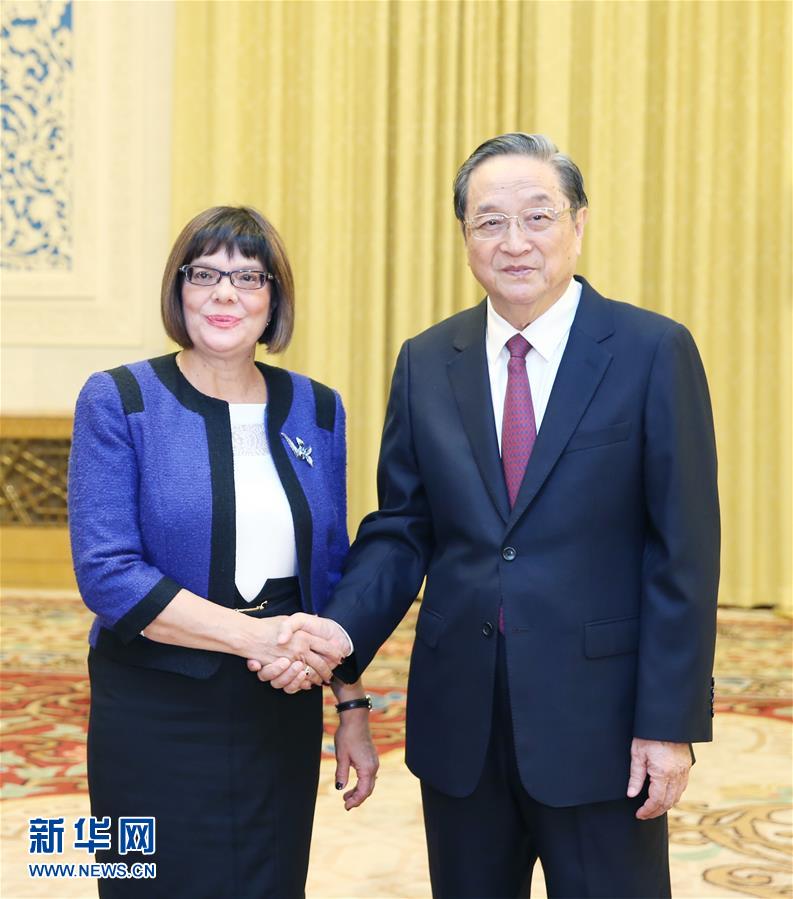 11月27日，全国政协主席俞正声在北京会见塞尔维亚国民议会议长戈伊科维奇。新华社记者 姚大伟 摄