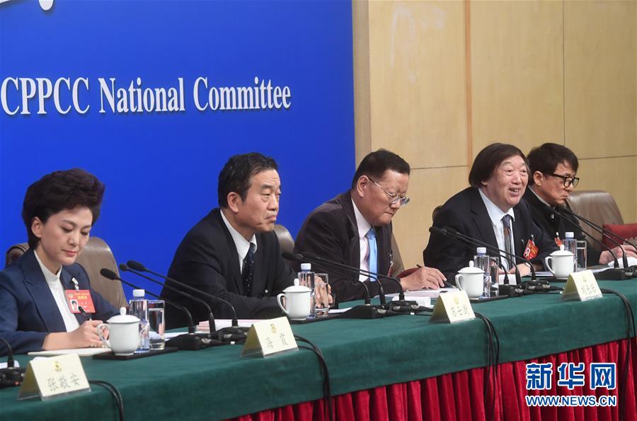 （两会）（1）政协委员谈坚定文化自信讲好中国故事