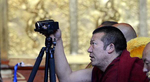 西藏10名僧人获藏传佛教格西拉让巴学位