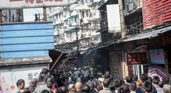 一个气罐爆炸，17条生命殒落——追问芜湖餐馆爆炸事故
