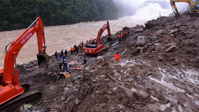 泰宁泥石流灾害现场发现31具遇难者遗体 仍有7人失联