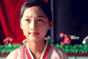 实拍朝鲜女中学生生活