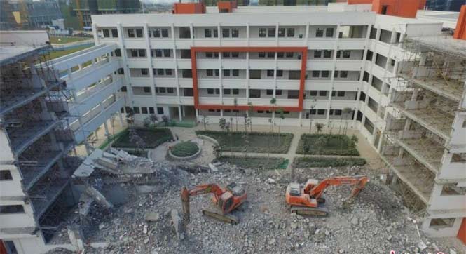 广西一栋教学楼刚建好即被拆