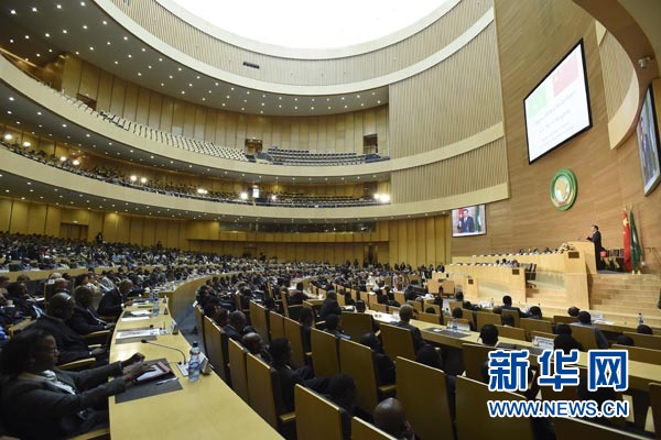  5月5日，中国国务院总理李克强在位于亚的斯亚贝巴的非洲联盟总部发表题为《开创中非合作更加美好的未来》的演讲。 新华社记者 李学仁 摄 