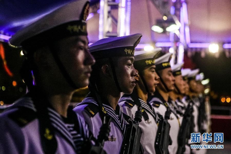 （国际）（4）中国海军舰艇编队在印度维沙卡帕特南举行甲板招待会