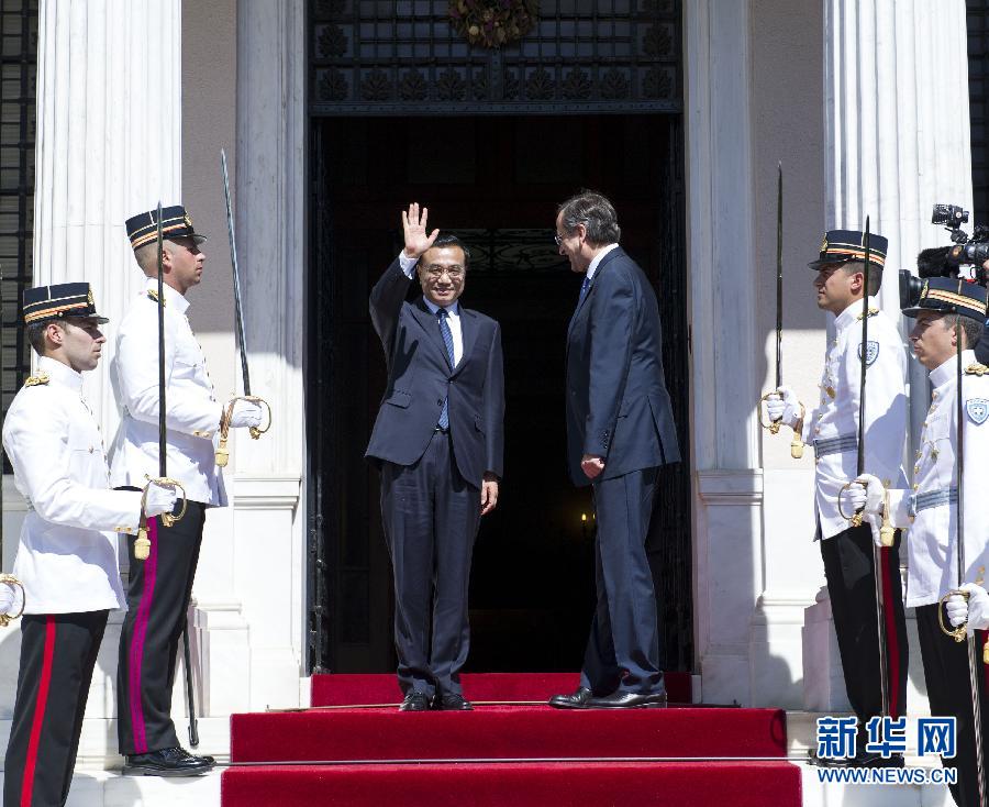 6月19日，国务院总理李克强在雅典同希腊总理萨马拉斯举行会谈。新华社记者 王晔 摄