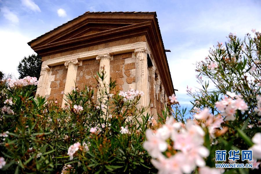 （国际）（2）罗马波图努斯神庙修缮后重新开放