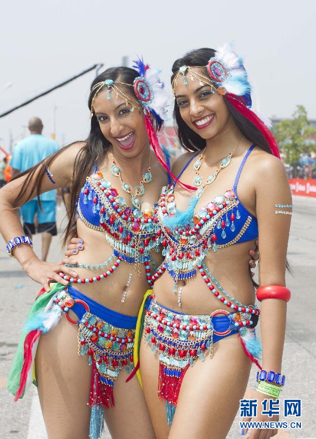  （国际）（4）多伦多举行第47届“加勒比狂欢节大游行”